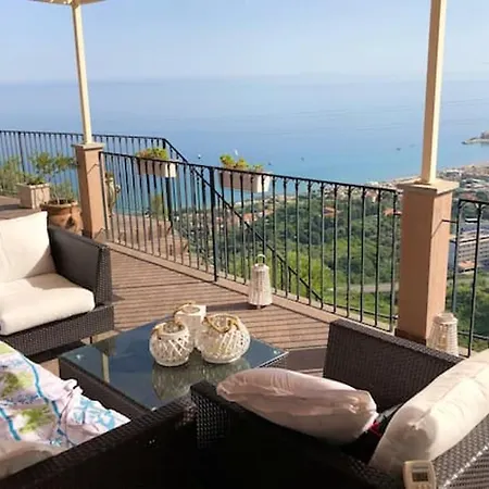 Seafront In With Private Jacuzzi